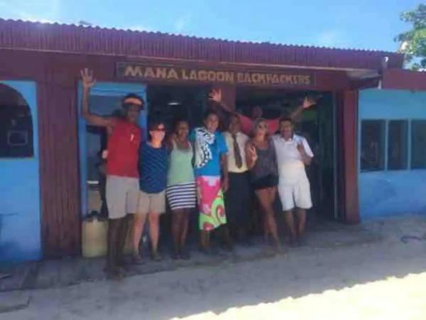 Mana Lagoon Backpackers Mana Island Exterior foto