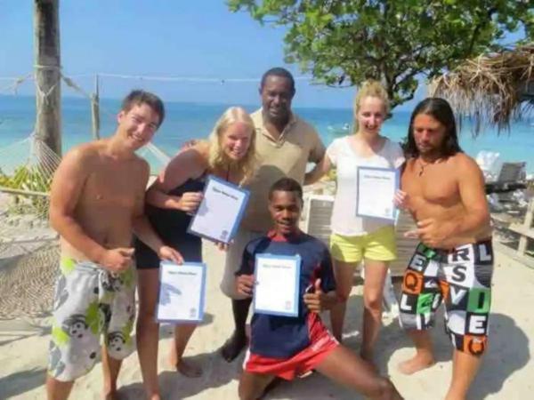 Mana Lagoon Backpackers Mana Island Exterior foto